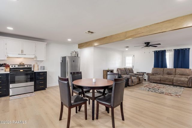 2398 Doyle Melancon Road, Breaux Bridge, LA 70517