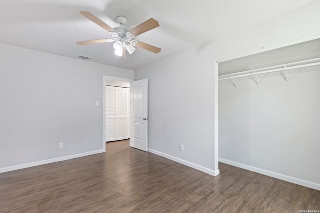 210 S MANTON LN, Castle Hills, TX 78213