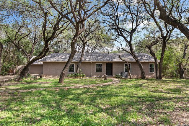 210 S MANTON LN, Castle Hills, TX 78213