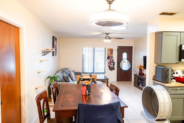 8204 TRAMMELL TRAIL, Tampa, FL 33619