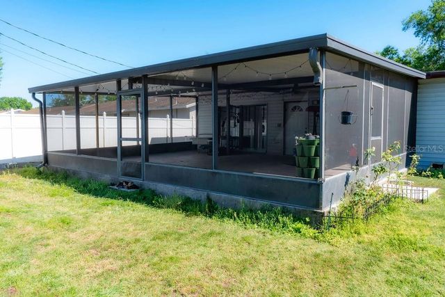 8204 TRAMMELL TRAIL, Tampa, FL 33619