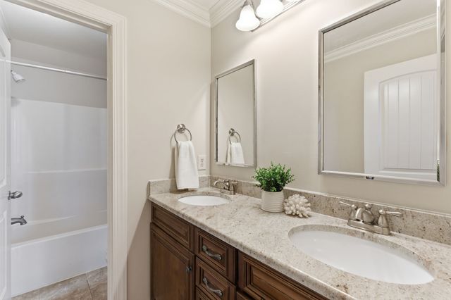 1006 Whispering Wind Way, Hendersonville, TN 37075