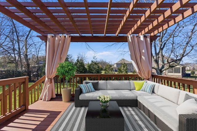 1006 Whispering Wind Way, Hendersonville, TN 37075