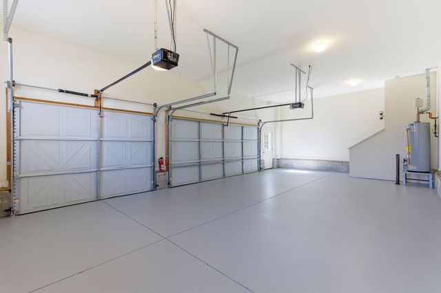 1006 Whispering Wind Way, Hendersonville, TN 37075