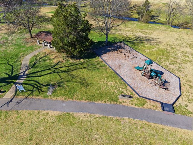 1006 Whispering Wind Way, Hendersonville, TN 37075