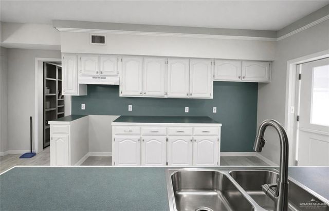 1403 N Shary Road, Mission, TX 78572