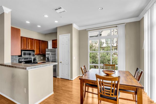 2400 Mccue Road 240, Houston, TX 77056