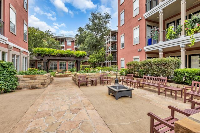 2400 Mccue Road 240, Houston, TX 77056