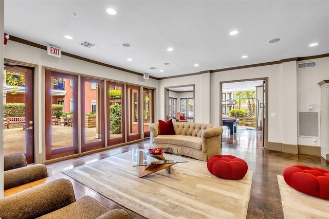 2400 Mccue Road 240, Houston, TX 77056