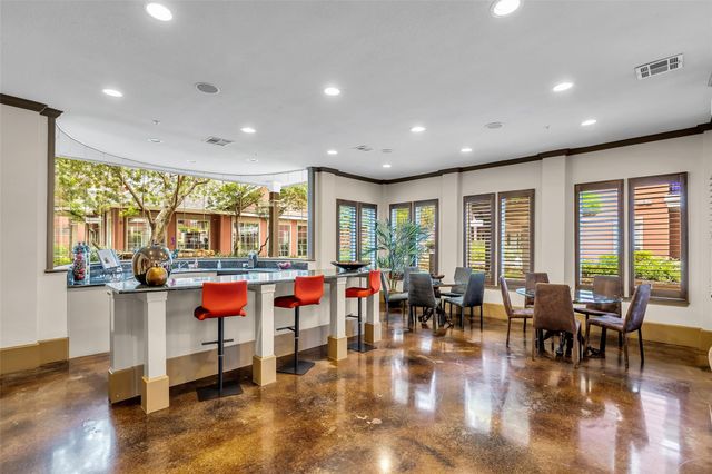 2400 Mccue Road 240, Houston, TX 77056