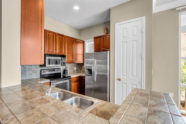 2400 Mccue Road 240, Houston, TX 77056