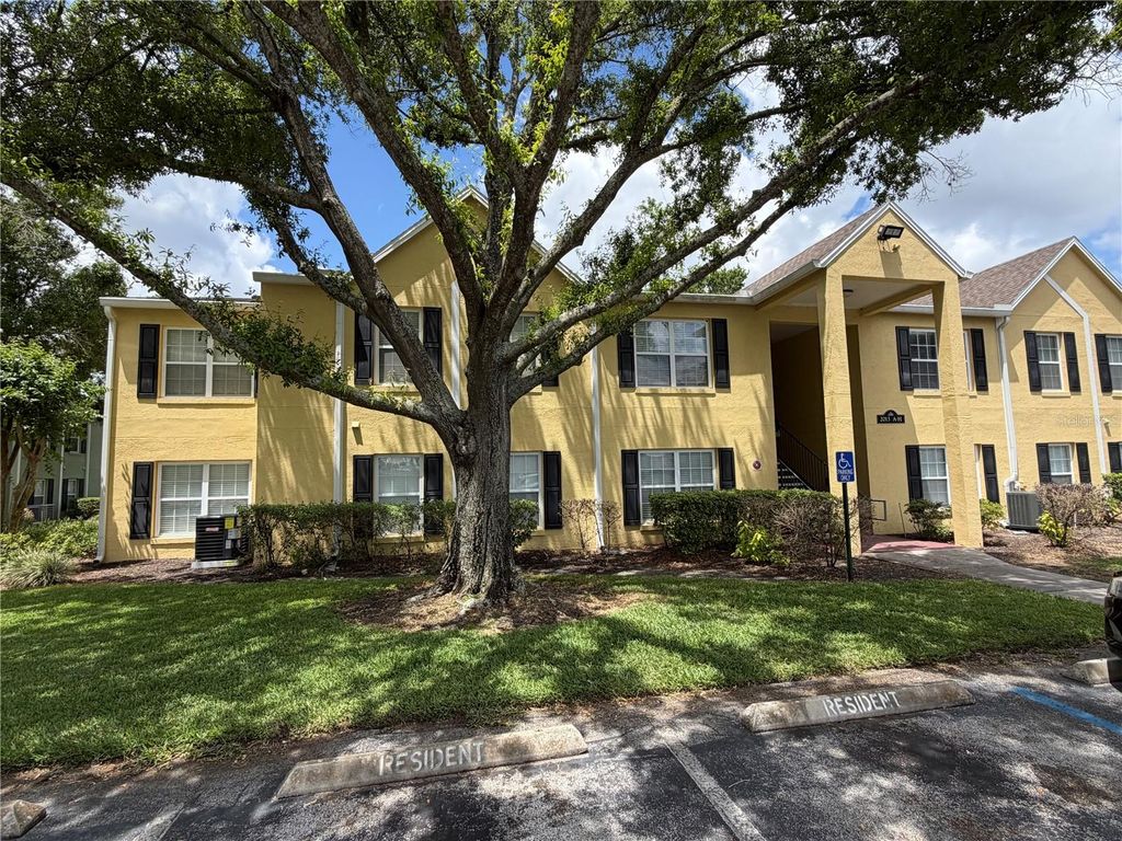 2013 DIXIE BELLE DRIVE A, Orlando, FL 32812