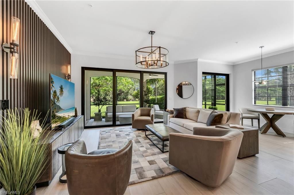 16348 Viansa WAY 102, Naples, FL 34110