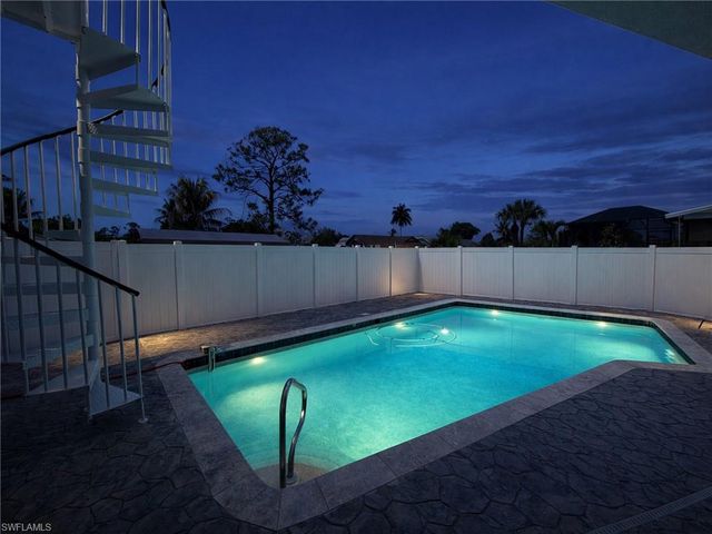 20700 Park PL, Estero, FL 33928