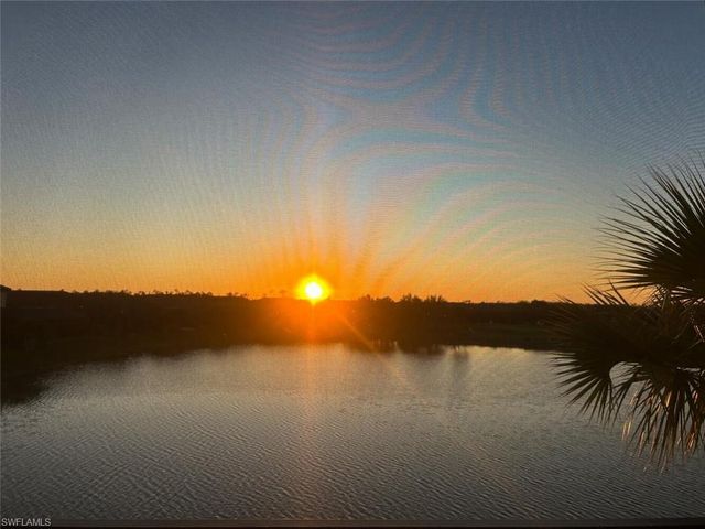 9365 Pocida CT 202, Naples, FL 34119