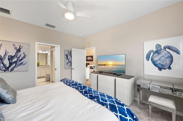 9365 Pocida CT 202, Naples, FL 34119