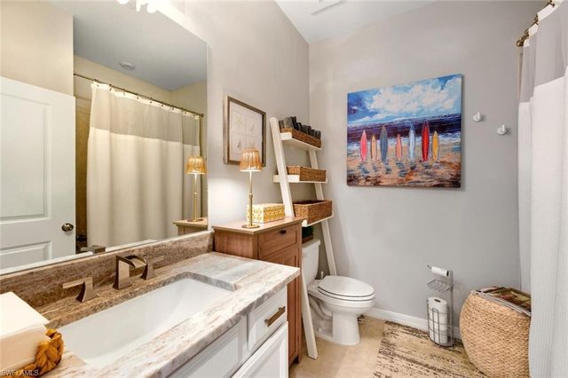 9365 Pocida CT 202, Naples, FL 34119