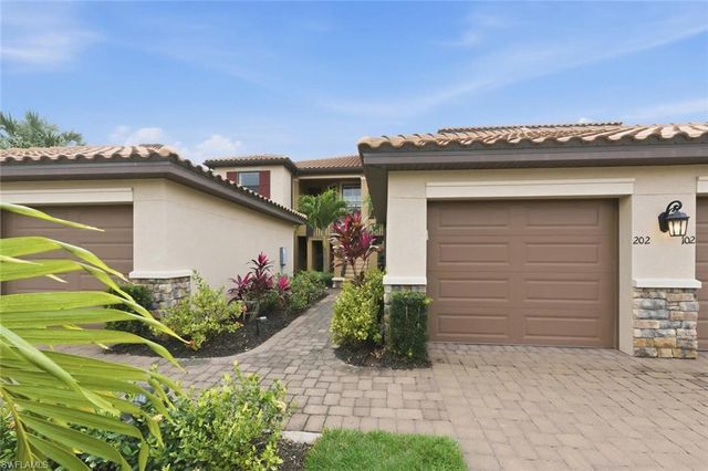 9365 Pocida CT 202, Naples, FL 34119