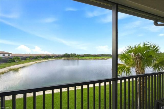 9365 Pocida CT 202, Naples, FL 34119