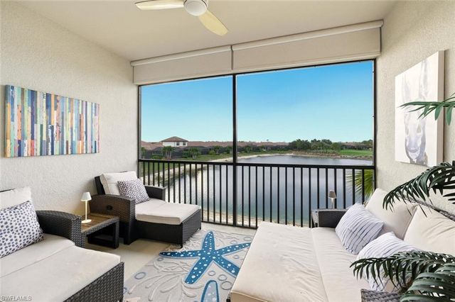 9365 Pocida CT 202, Naples, FL 34119