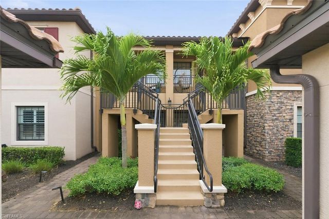 9365 Pocida CT 202, Naples, FL 34119