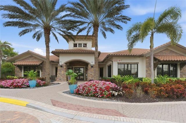 9365 Pocida CT 202, Naples, FL 34119