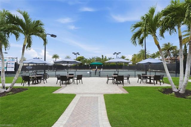 9365 Pocida CT 202, Naples, FL 34119