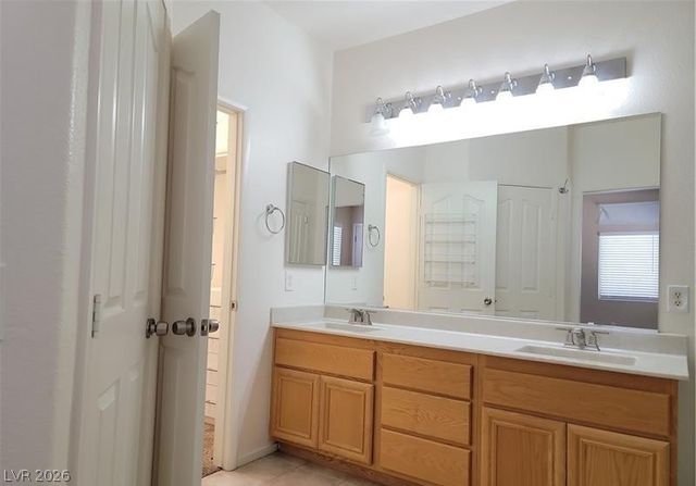 34 Amber Rock Street, Henderson, NV 89012