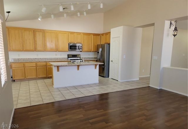34 Amber Rock Street, Henderson, NV 89012