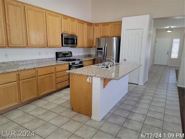 34 Amber Rock Street, Henderson, NV 89012