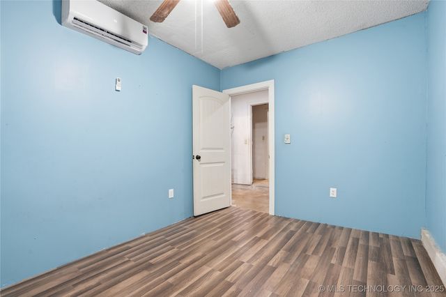 265 E Glenpool Boulevard, Glenpool, OK 74033