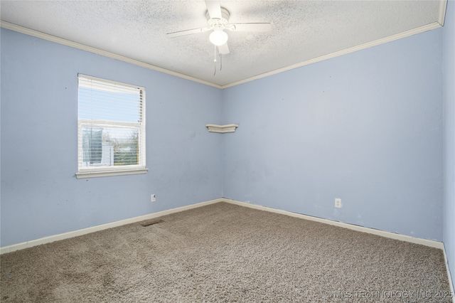 265 E Glenpool Boulevard, Glenpool, OK 74033