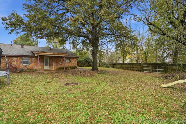265 E Glenpool Boulevard, Glenpool, OK 74033