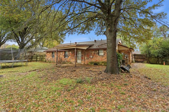 265 E Glenpool Boulevard, Glenpool, OK 74033