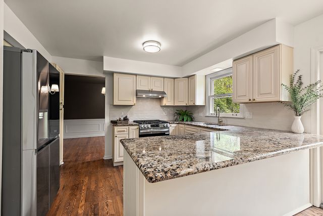 2209 Collett Lane, Flossmoor, IL 60422