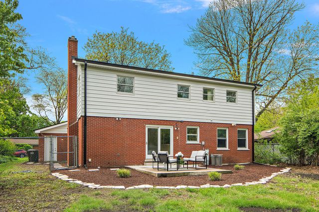 2209 Collett Lane, Flossmoor, IL 60422