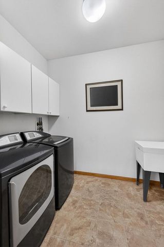3356 Stone Creek Circle, Madison, WI 53719