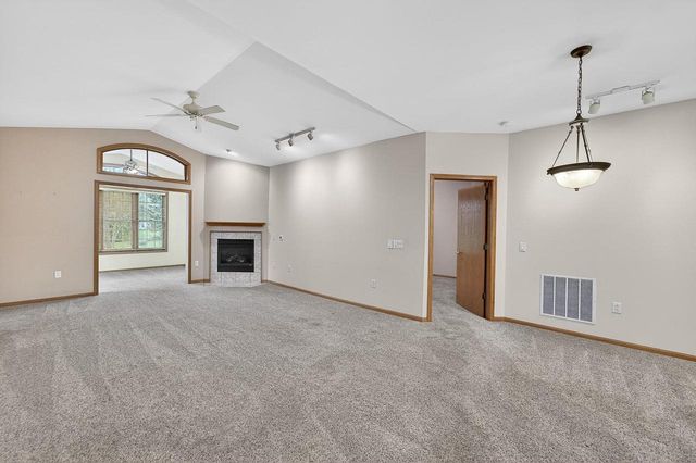 3356 Stone Creek Circle, Madison, WI 53719
