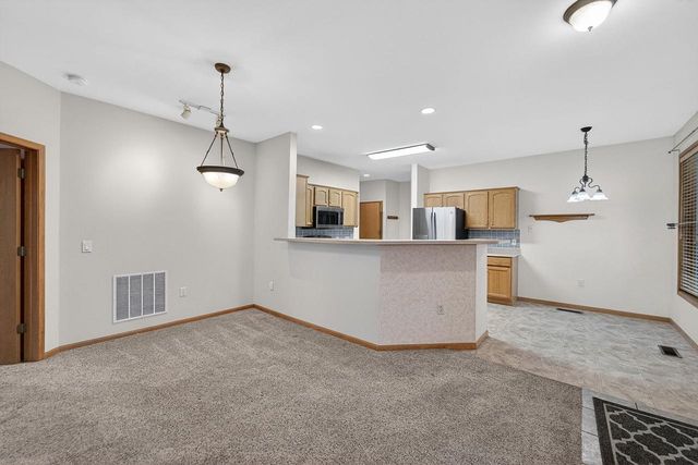 3356 Stone Creek Circle, Madison, WI 53719