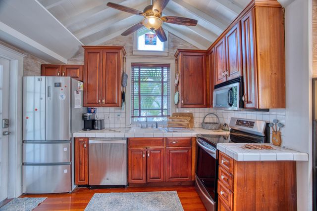 611 Grinnell St Apt 4, Key West, FL 33040