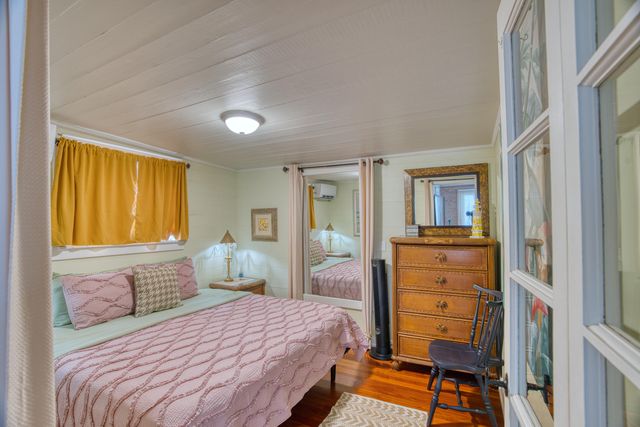 611 Grinnell St Apt 4, Key West, FL 33040