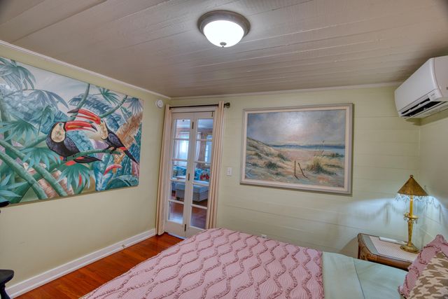 611 Grinnell St Apt 4, Key West, FL 33040