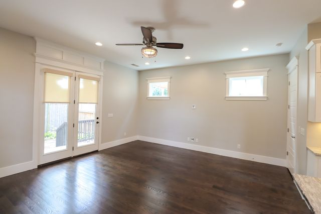 1036 Burchwood Ave, Nashville, TN 37216