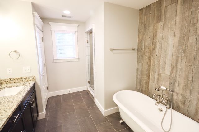 1036 Burchwood Ave, Nashville, TN 37216