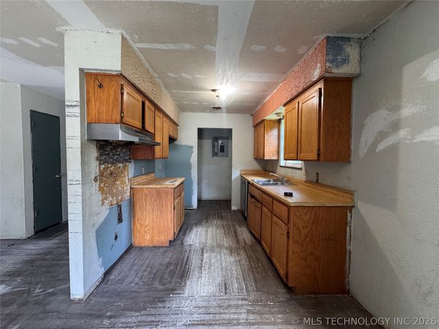22768 S 478 Road, Tahlequah, OK 74464