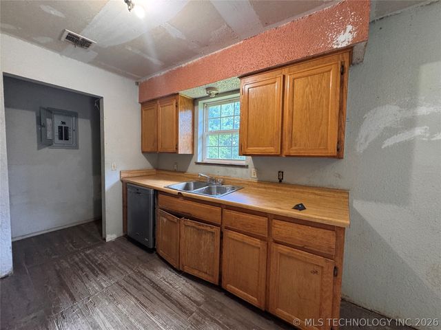 22768 S 478 Road, Tahlequah, OK 74464