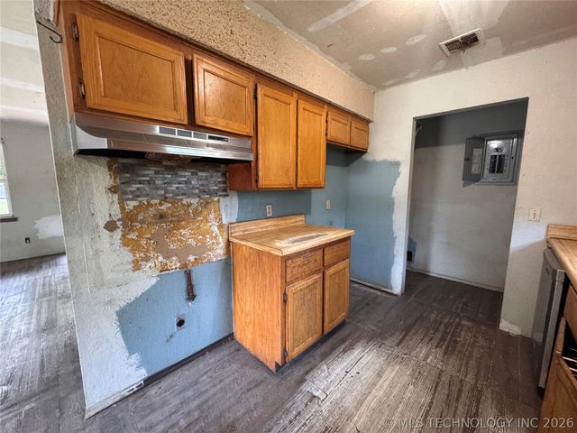 22768 S 478 Road, Tahlequah, OK 74464