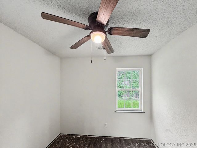 22768 S 478 Road, Tahlequah, OK 74464