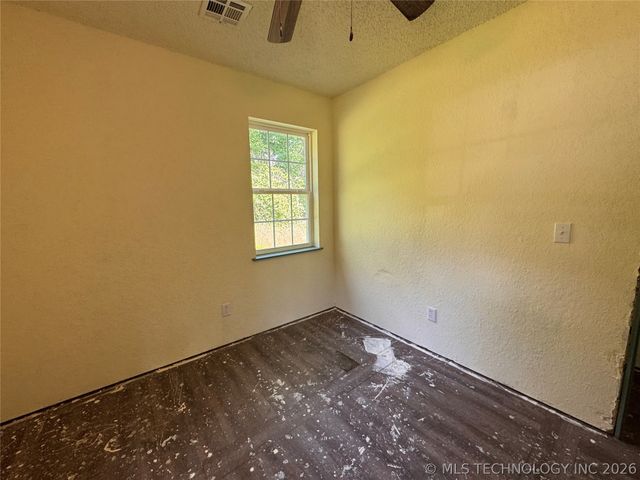 22768 S 478 Road, Tahlequah, OK 74464