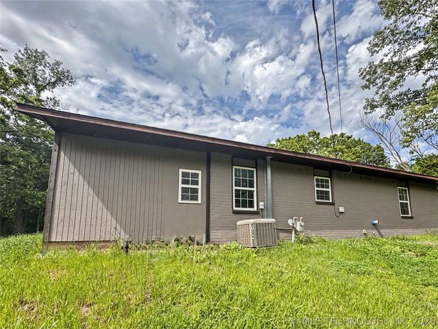 22768 S 478 Road, Tahlequah, OK 74464